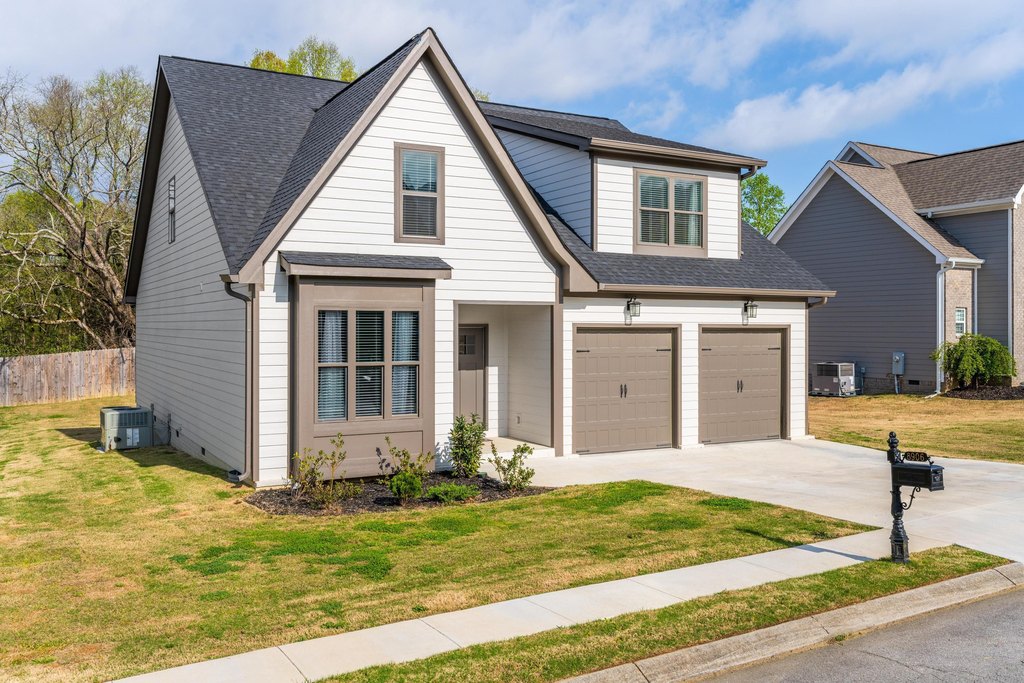 Ooltewah, Tennessee, 37363, United States, 5 Bedrooms Bedrooms, ,2.5 BathroomsBathrooms,Residential,Forsale,1894371