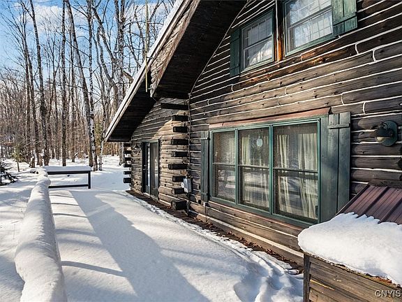 Old Forge, New York, 13420, United States, 3 Bedrooms Bedrooms, ,3 BathroomsBathrooms,Residential,Forsale,1953161