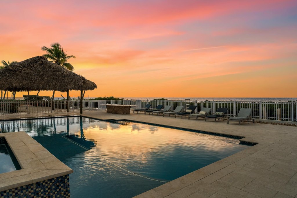 Duck Key, Florida, 33050, United States, 7 Bedrooms Bedrooms, ,6 BathroomsBathrooms,Residential,Forsale,2011103