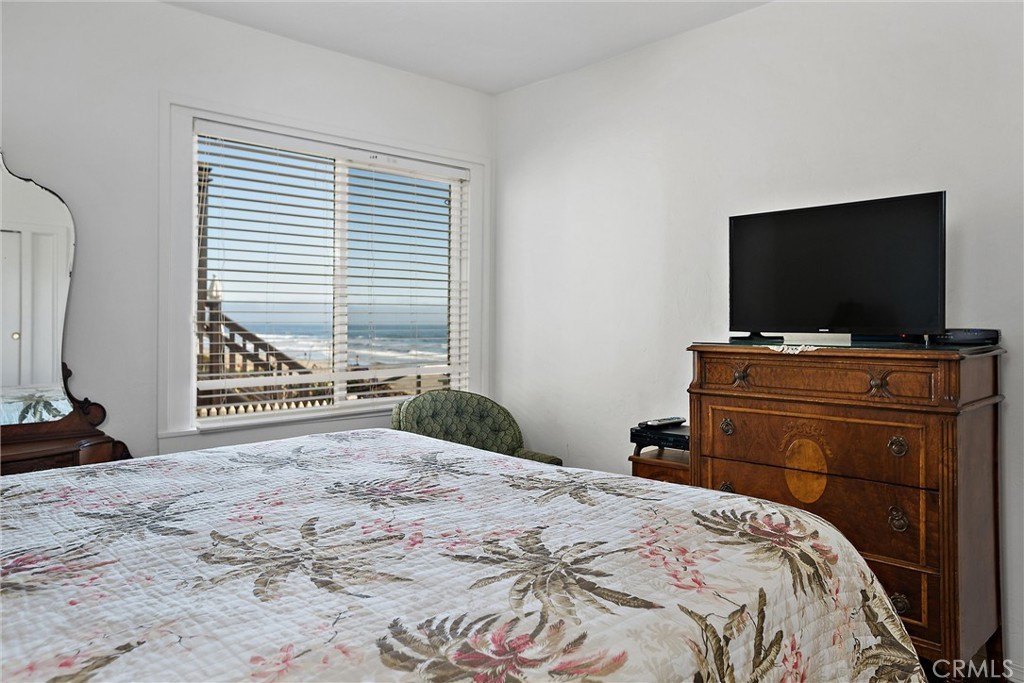 Cayucos, California, 93430, United States, 3 Bedrooms Bedrooms, ,2 BathroomsBathrooms,Residential,Forsale,1929244