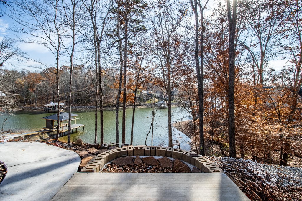 Ten Mile, Tennessee, 37880, United States, 3 Bedrooms Bedrooms, ,3 BathroomsBathrooms,Residential,Forsale,1894351