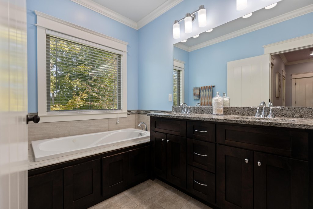 Ooltewah, Tennessee, 37363, United States, 4 Bedrooms Bedrooms, ,3.5 BathroomsBathrooms,Residential,Forsale,1963566