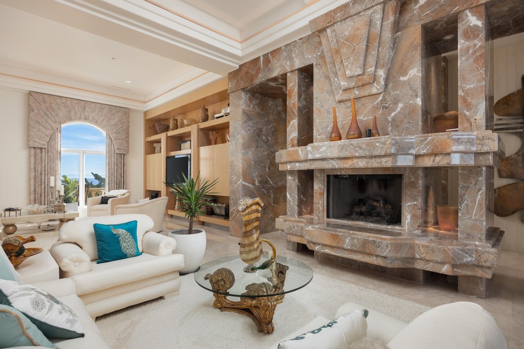 Ooltewah, Tennessee, 37363, United States, 7 Bedrooms Bedrooms, ,8.5 BathroomsBathrooms,Residential,Forsale,2004029