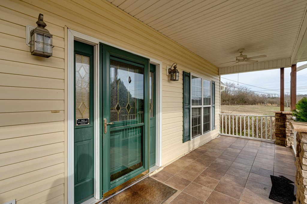 Apison, Tennessee, 37302, United States, 5 Bedrooms Bedrooms, ,4 BathroomsBathrooms,Residential,Forsale,1995301