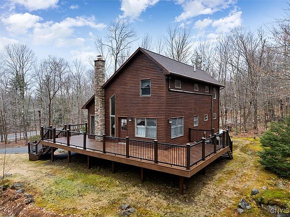 Old Forge, New York, 13420, United States, 4 Bedrooms Bedrooms, ,2 BathroomsBathrooms,Residential,Forsale,1953162