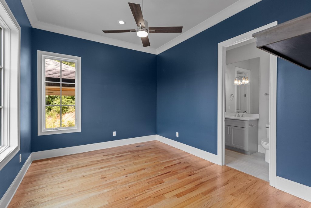 Chattanooga, Tennessee, 37405, United States, 4 Bedrooms Bedrooms, ,5.5 BathroomsBathrooms,Residential,Forsale,1894346