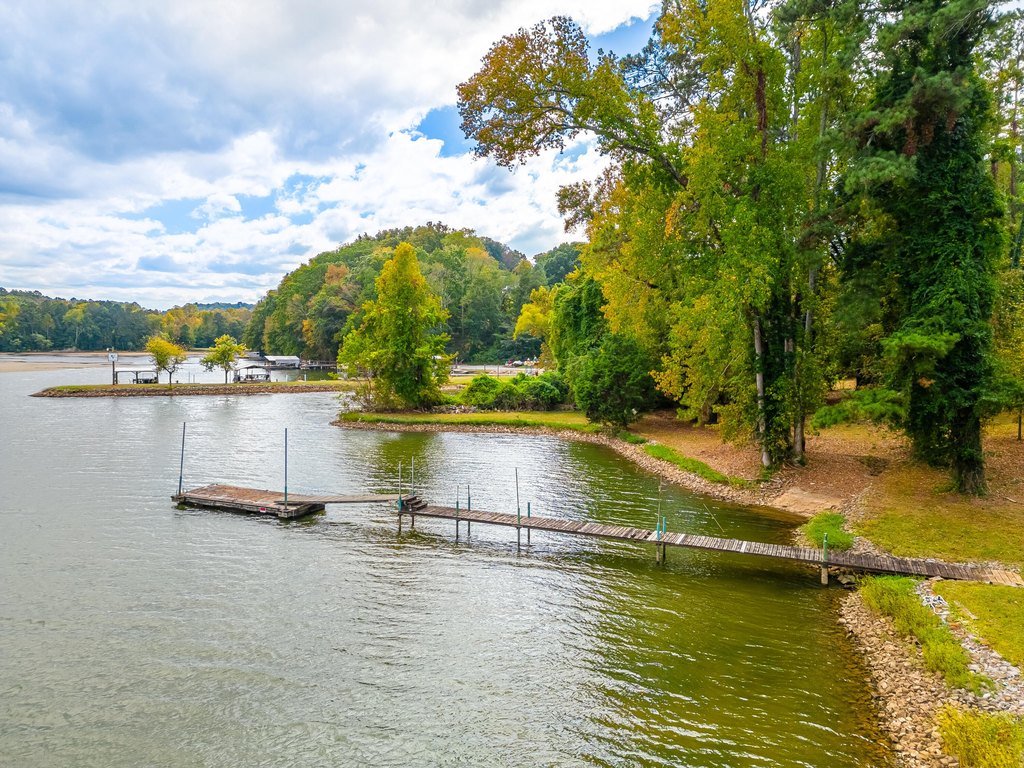 Harrison, Tennessee, 37341, United States, 4 Bedrooms Bedrooms, ,2.5 BathroomsBathrooms,Residential,Forsale,1894373