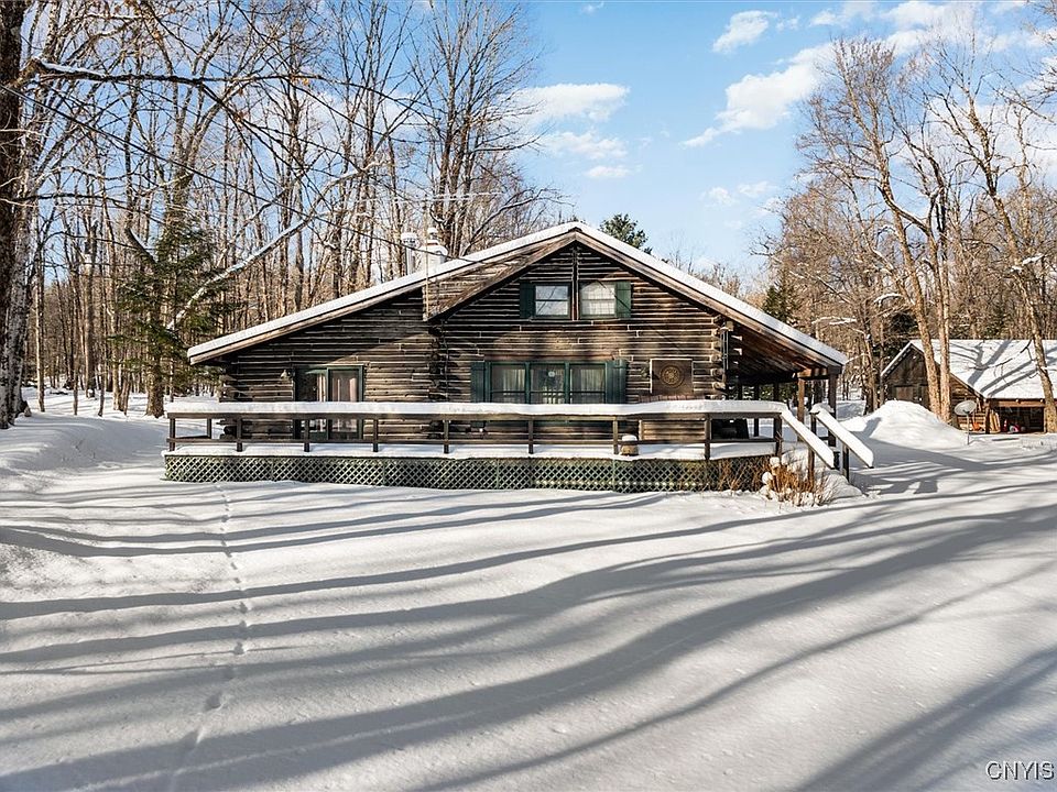 Old Forge, New York, 13420, United States, 3 Bedrooms Bedrooms, ,3 BathroomsBathrooms,Residential,Forsale,1953161