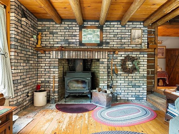 Old Forge, New York, 13420, United States, 3 Bedrooms Bedrooms, ,3 BathroomsBathrooms,Residential,Forsale,1953161