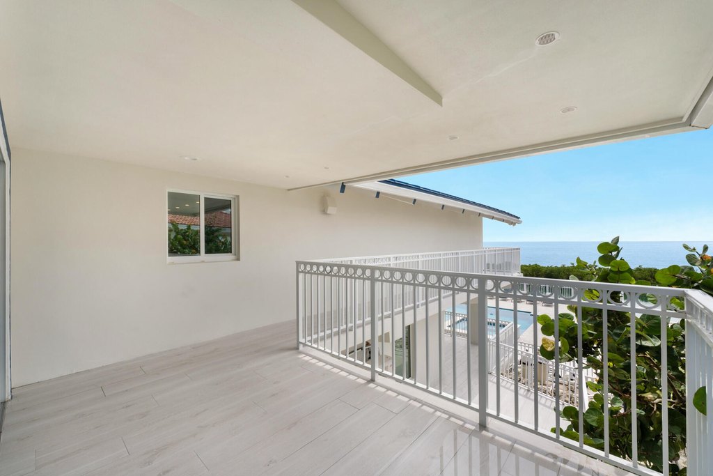 Duck Key, Florida, 33050, United States, 7 Bedrooms Bedrooms, ,6 BathroomsBathrooms,Residential,Forsale,2011103