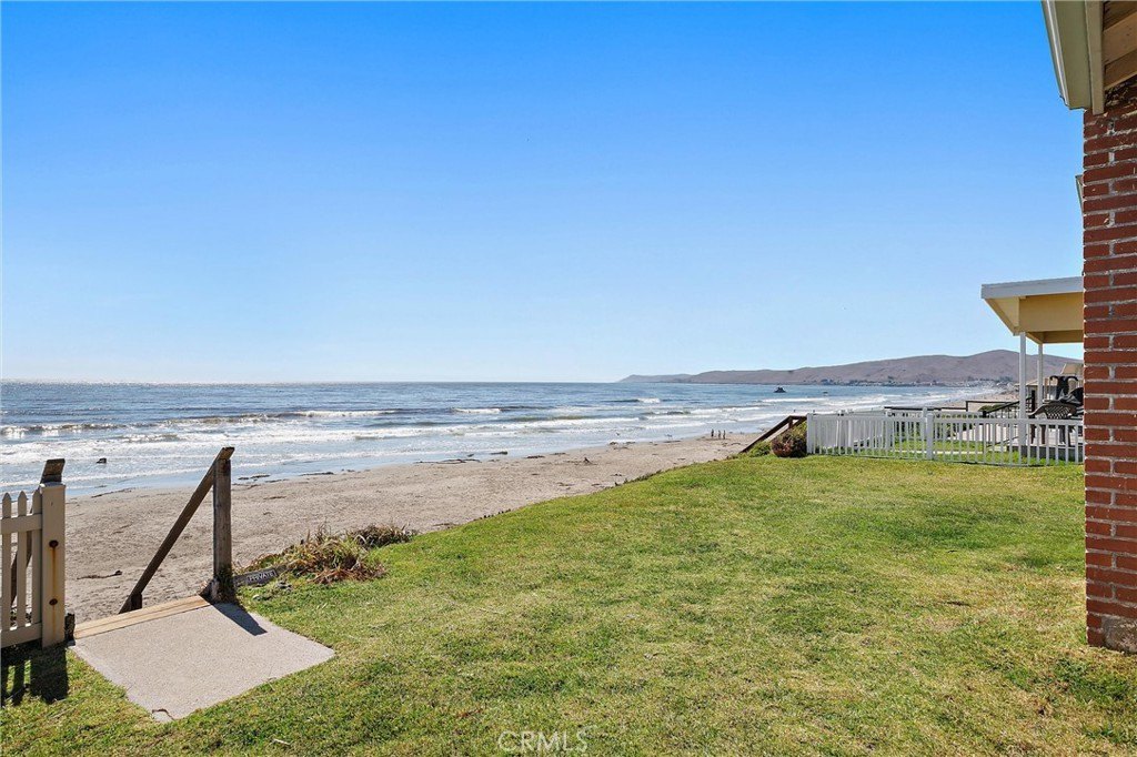Cayucos, California, 93430, United States, 3 Bedrooms Bedrooms, ,2 BathroomsBathrooms,Residential,Forsale,1929244