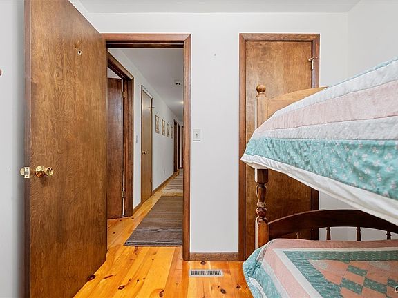 Old Forge, New York, 13420, United States, 8 Bedrooms Bedrooms, ,3 BathroomsBathrooms,Residential,Forsale,1953160