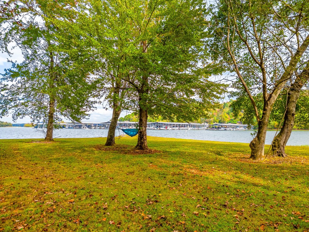 Harrison, Tennessee, 37341, United States, 4 Bedrooms Bedrooms, ,2.5 BathroomsBathrooms,Residential,Forsale,1894373