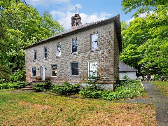 Old Forge, New York, 13420, United States, 8 Bedrooms Bedrooms, ,3 BathroomsBathrooms,Residential,Forsale,1953160