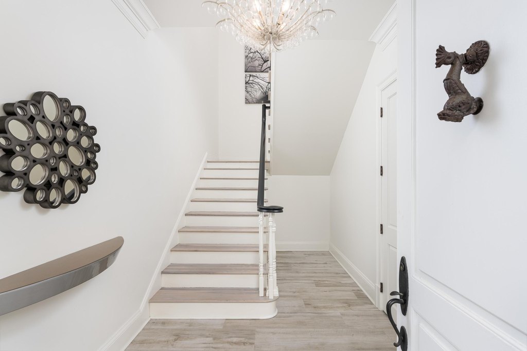 Chattanooga, Tennessee, 37403, United States, 3 Bedrooms Bedrooms, ,3 BathroomsBathrooms,Residential,Forsale,1946638