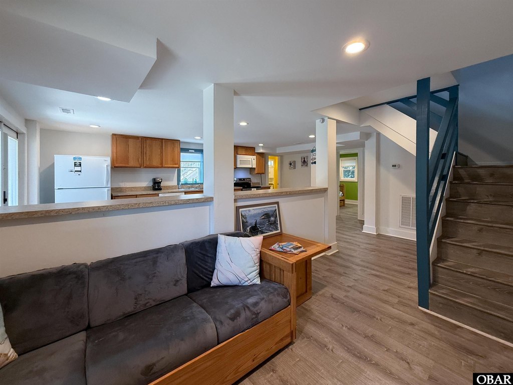 Corolla, North Carolina, 27927, United States, 4 Bedrooms Bedrooms, ,3 BathroomsBathrooms,Residential,Forsale,1964359