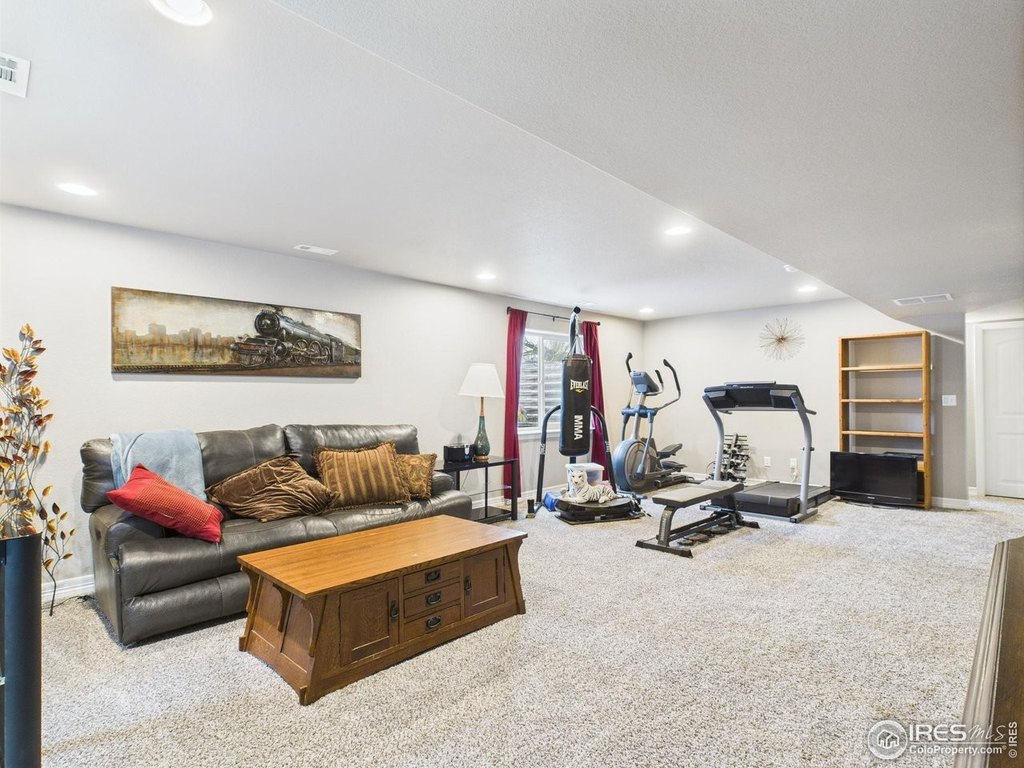 Severance, Colorado, 80550, United States, 4 Bedrooms Bedrooms, ,3 BathroomsBathrooms,Residential,Forsale,1967221