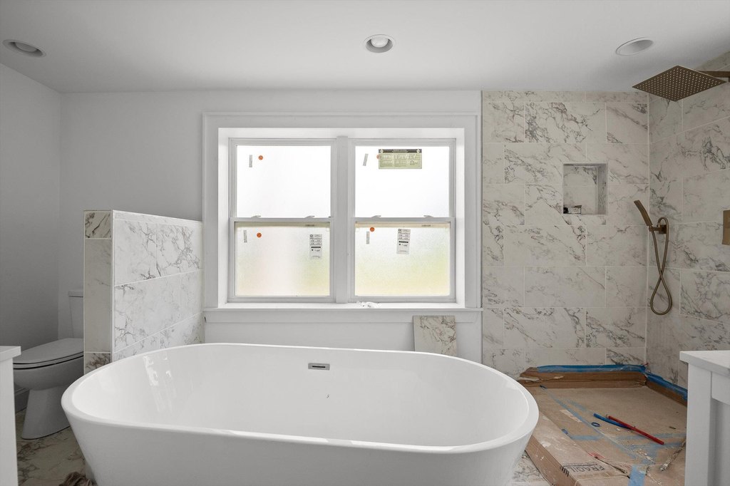 Chattanooga, Tennessee, 37421, United States, 6 Bedrooms Bedrooms, ,5 BathroomsBathrooms,Residential,Forsale,1946769