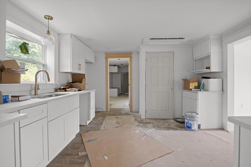 Chattanooga, Tennessee, 37421, United States, 6 Bedrooms Bedrooms, ,5 BathroomsBathrooms,Residential,Forsale,1946769