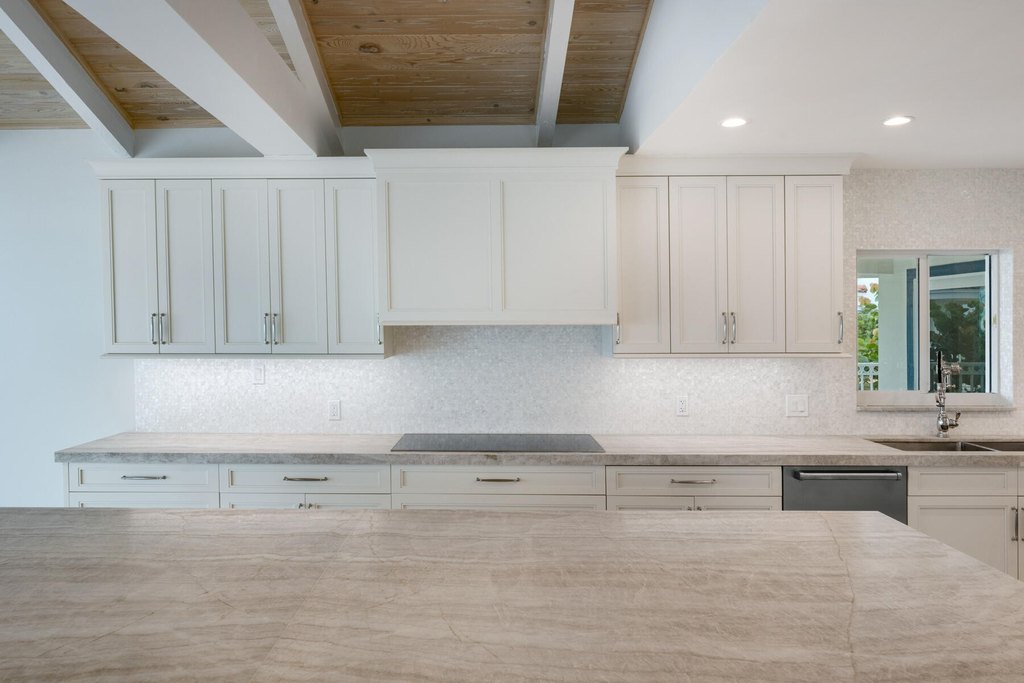 Duck Key, Florida, 33050, United States, 7 Bedrooms Bedrooms, ,6 BathroomsBathrooms,Residential,Forsale,2011103