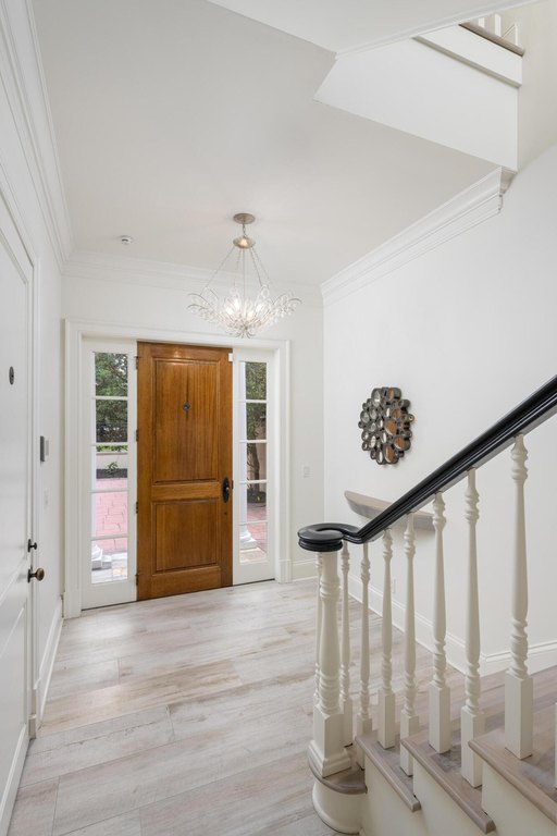 Chattanooga, Tennessee, 37403, United States, 3 Bedrooms Bedrooms, ,3 BathroomsBathrooms,Residential,Forsale,1946638