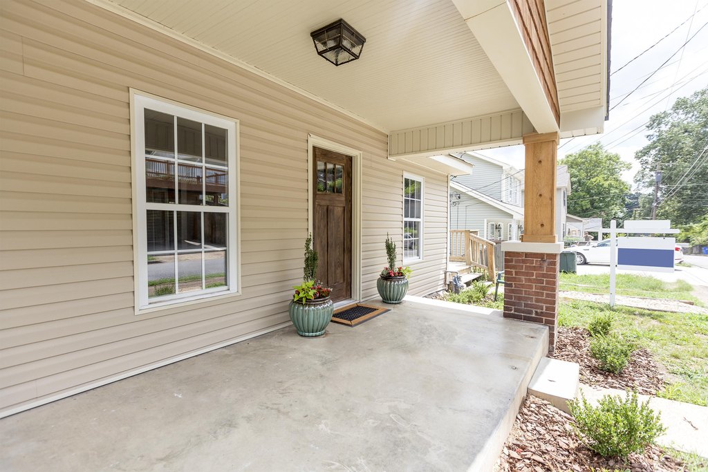 Chattanooga, Tennessee, 37405, United States, 3 Bedrooms Bedrooms, ,2 BathroomsBathrooms,Residential,Forsale,2009481