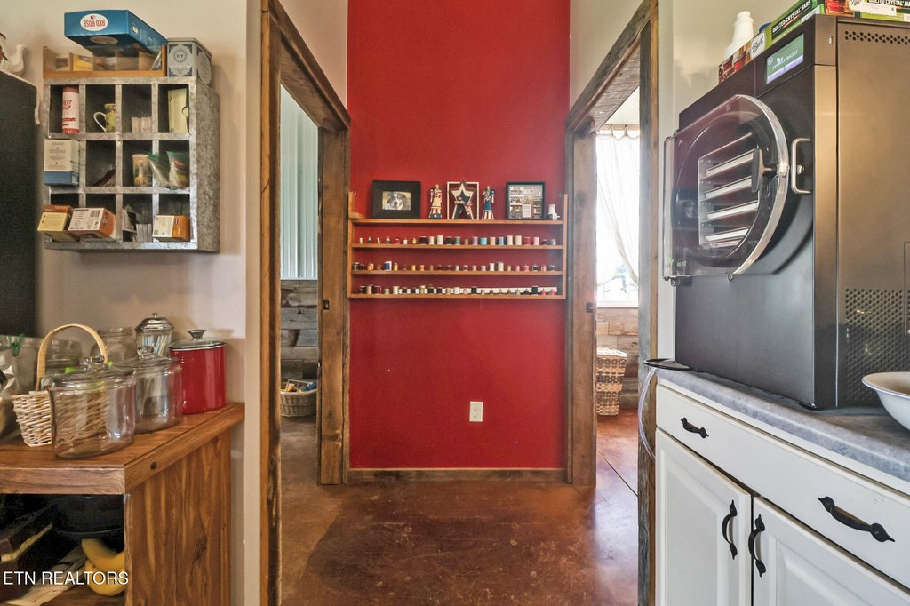 Crossville, Tennessee, 38571, United States, 3 Bedrooms Bedrooms, ,2.5 BathroomsBathrooms,Residential,Forsale,1907865