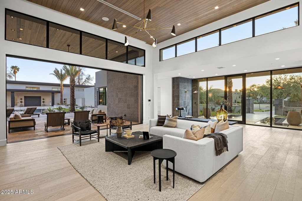 Scottsdale, Arizona, 85254, United States, 6 Bedrooms Bedrooms, ,6.5 BathroomsBathrooms,Residential,Forsale,2004934