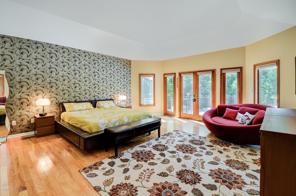 Holmdel, New Jersey, 07733, United States, 5 Bedrooms Bedrooms, ,6.5 BathroomsBathrooms,Residential,Forsale,2012947