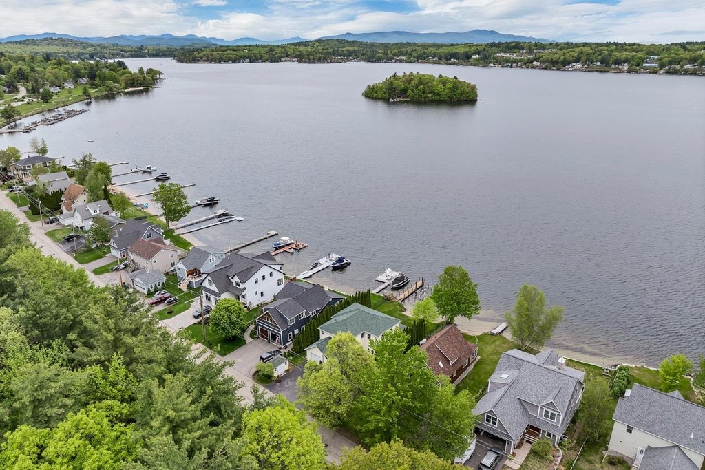 Laconia, New Hampshire, 03246, United States, 5 Bedrooms Bedrooms, ,3 BathroomsBathrooms,Residential,Forsale,1893890