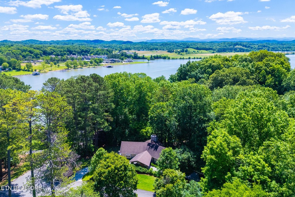 Knoxville, Tennessee, 37919, United States, 4 Bedrooms Bedrooms, ,3.5 BathroomsBathrooms,Residential,Forsale,1893800