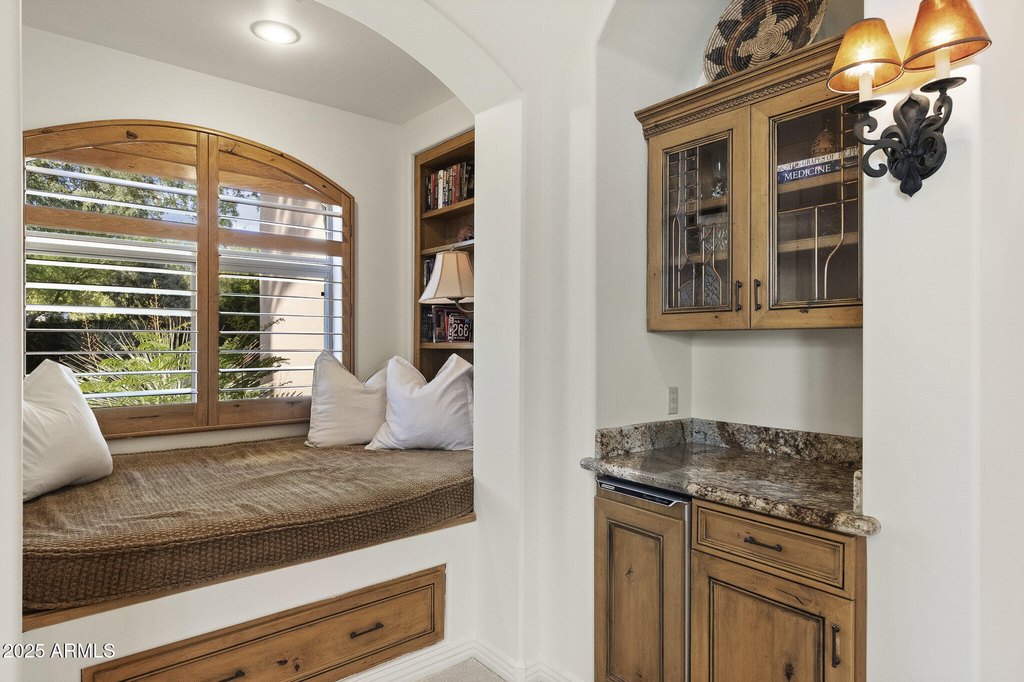 Scottsdale, Arizona, 85260, United States, 6 Bedrooms Bedrooms, ,6.5 BathroomsBathrooms,Residential,Forsale,2014277