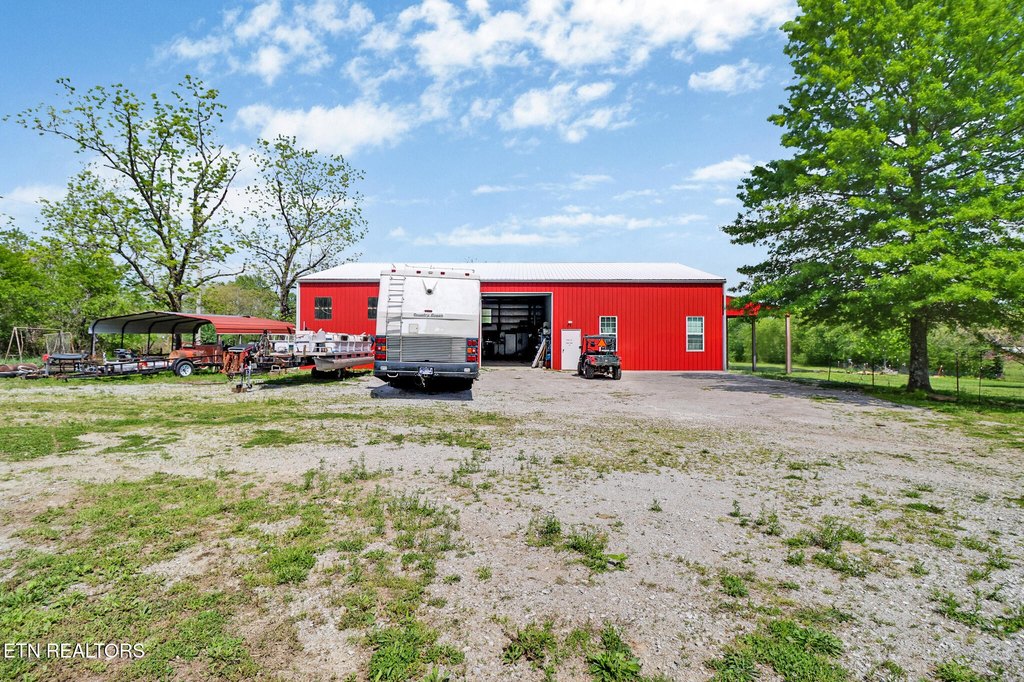 Crossville, Tennessee, 38571, United States, 3 Bedrooms Bedrooms, ,2.5 BathroomsBathrooms,Residential,Forsale,1907865