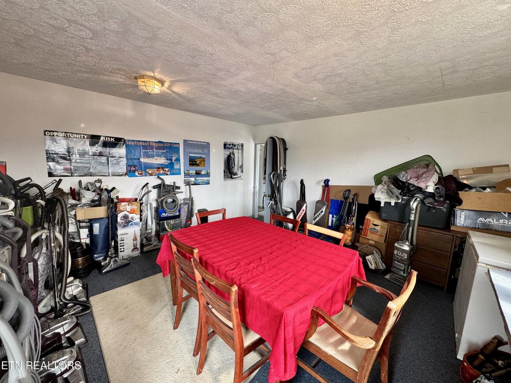 Crossville, Tennessee, 38571, United States, 4 Bedrooms Bedrooms, ,2 BathroomsBathrooms,Residential,Forsale,1996591