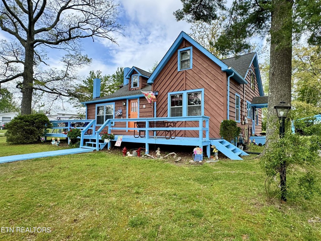 Crossville, Tennessee, 38571, United States, 4 Bedrooms Bedrooms, ,2 BathroomsBathrooms,Residential,Forsale,1996591