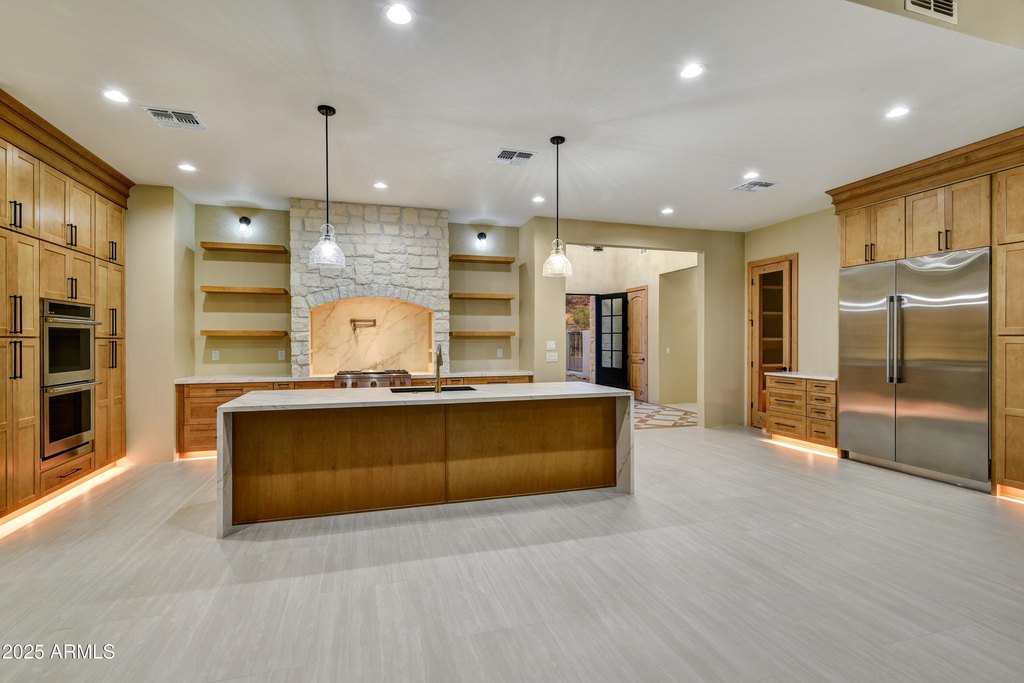 Gold Canyon, Arizona, 85118, United States, 3 Bedrooms Bedrooms, ,4 BathroomsBathrooms,Residential,Forsale,1884333