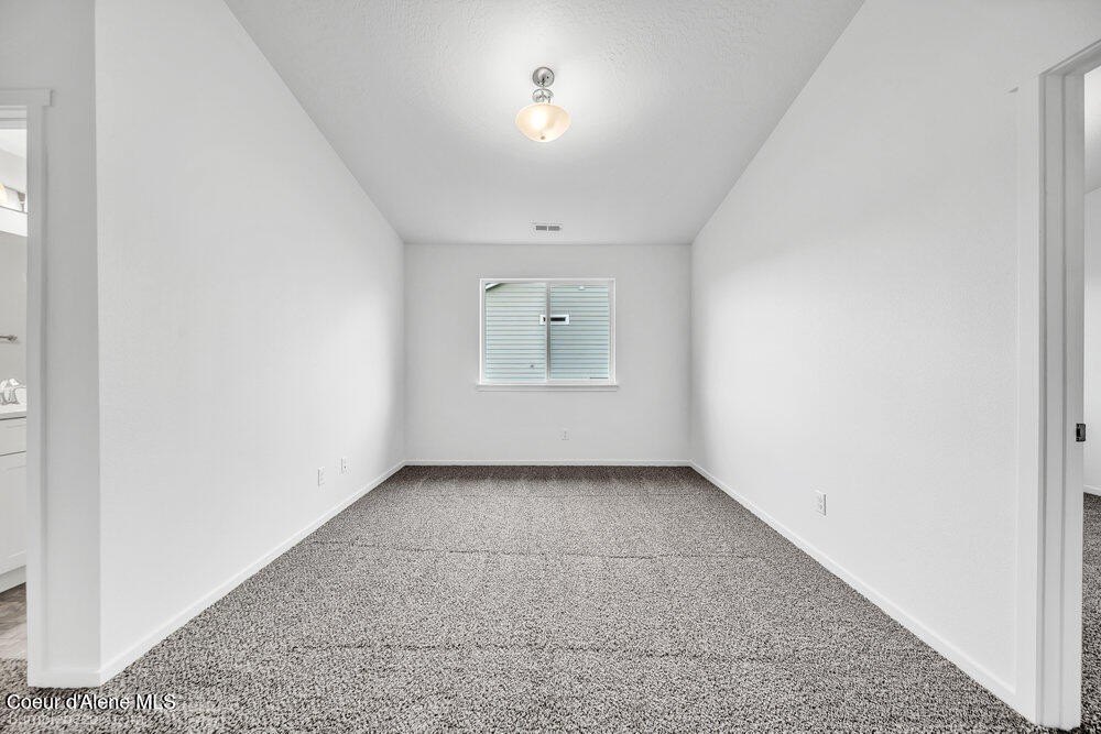 Post Falls, Idaho, 83854, United States, 3 Bedrooms Bedrooms, ,2 BathroomsBathrooms,Residential,Forsale,1984587