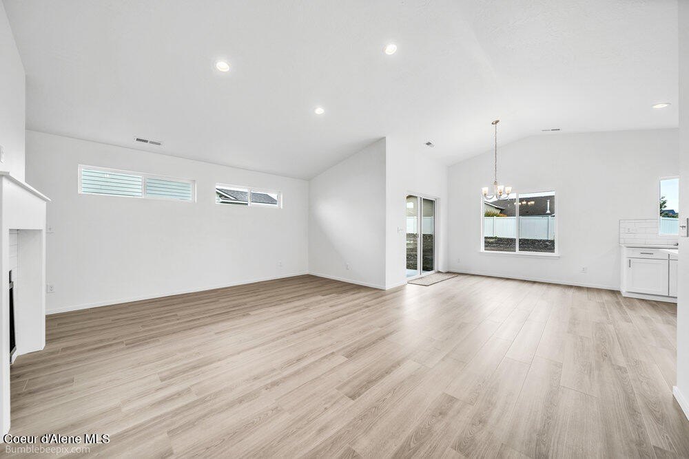 Post Falls, Idaho, 83854, United States, 3 Bedrooms Bedrooms, ,2 BathroomsBathrooms,Residential,Forsale,1984587