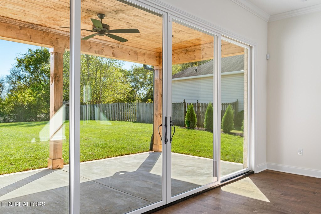 Maryville, Tennessee, 37801, United States, 3 Bedrooms Bedrooms, ,3 BathroomsBathrooms,Residential,Forsale,1942429