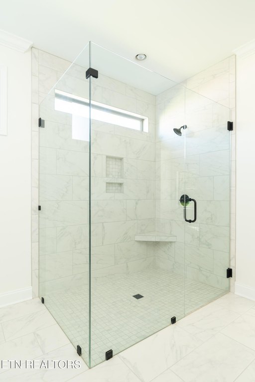 Maryville, Tennessee, 37801, United States, 3 Bedrooms Bedrooms, ,3 BathroomsBathrooms,Residential,Forsale,1942429