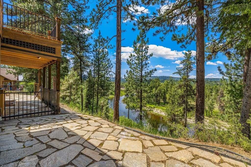 McCall, Idaho, 83638, United States, 3 Bedrooms Bedrooms, ,3 BathroomsBathrooms,Residential,Forsale,1946176