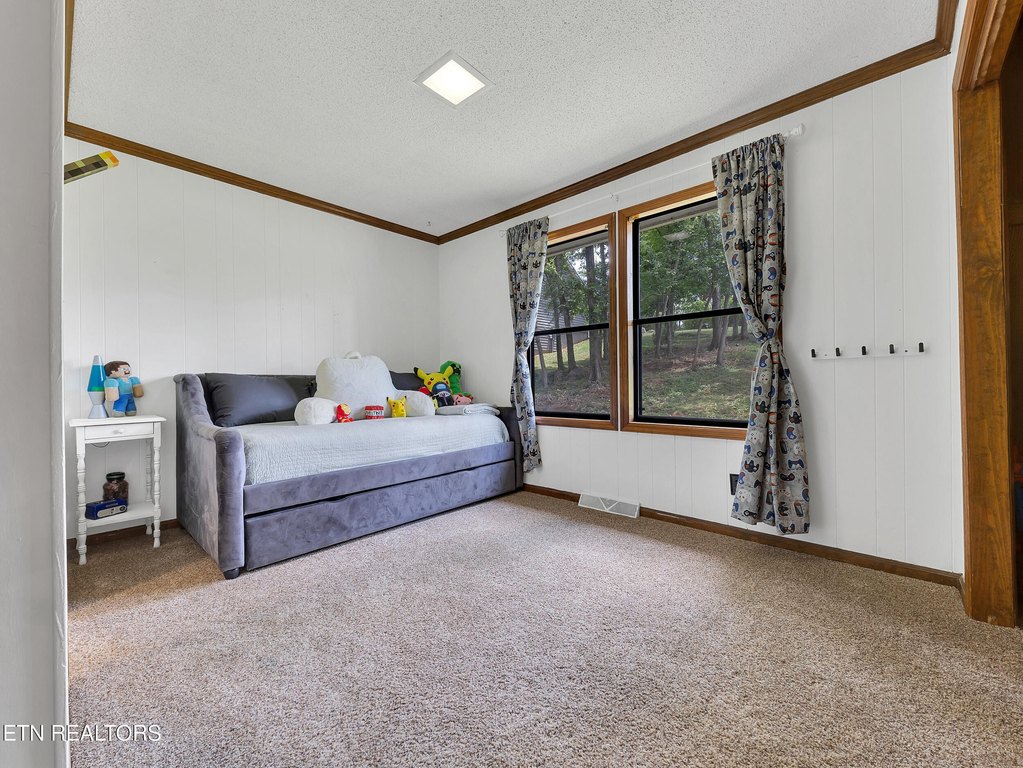 Knoxville, Tennessee, 37920, United States, 3 Bedrooms Bedrooms, ,5.5 BathroomsBathrooms,Residential,Forsale,1959681