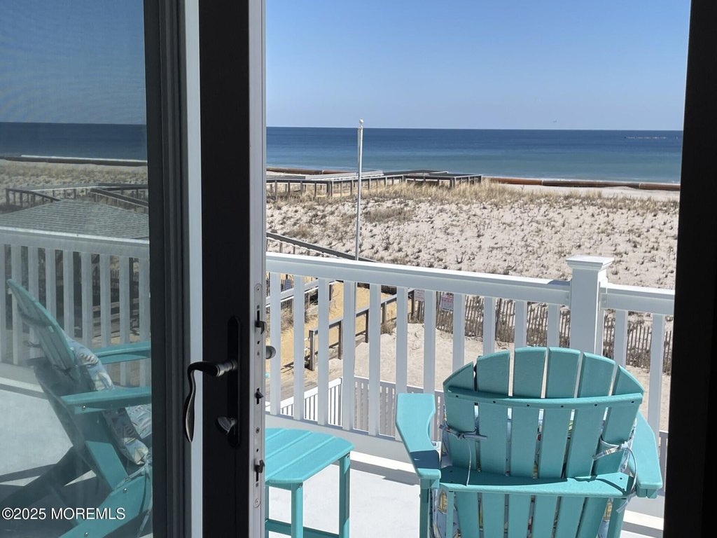 Lavallette, New Jersey, 08735, United States, 5 Bedrooms Bedrooms, ,4 BathroomsBathrooms,Residential,Forsale,1922693