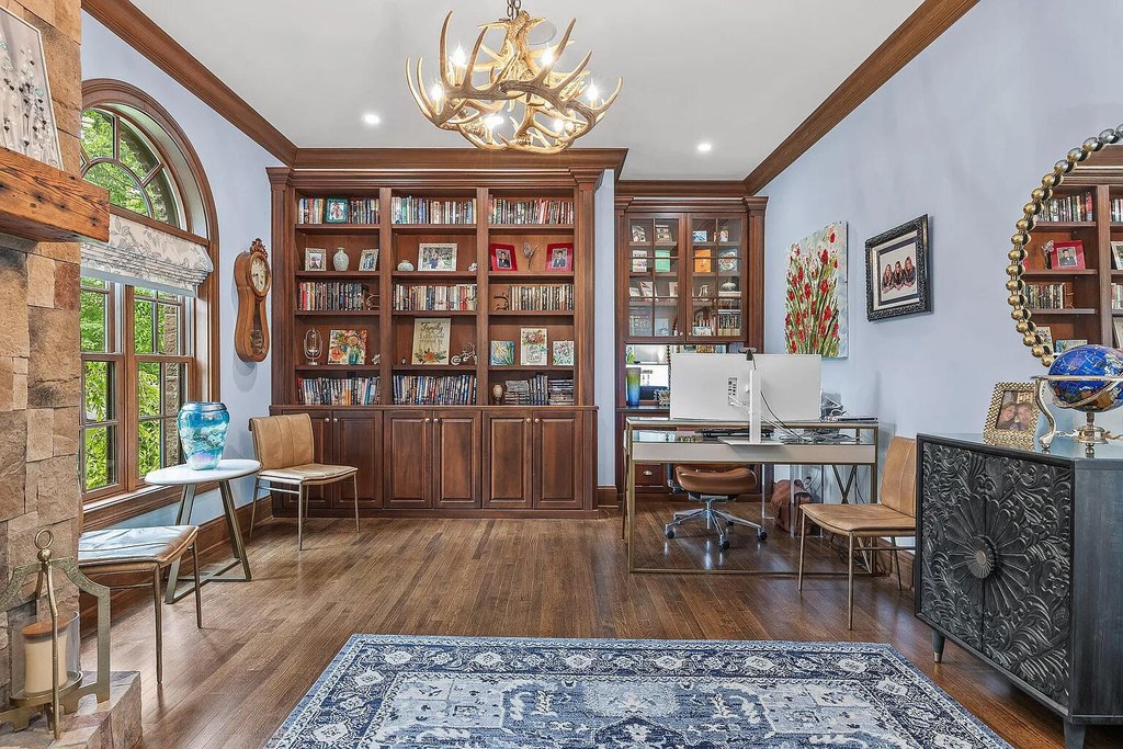 Signal Mountain, Tennessee, 37377, United States, 6 Bedrooms Bedrooms, ,6.5 BathroomsBathrooms,Residential,Forsale,1922158