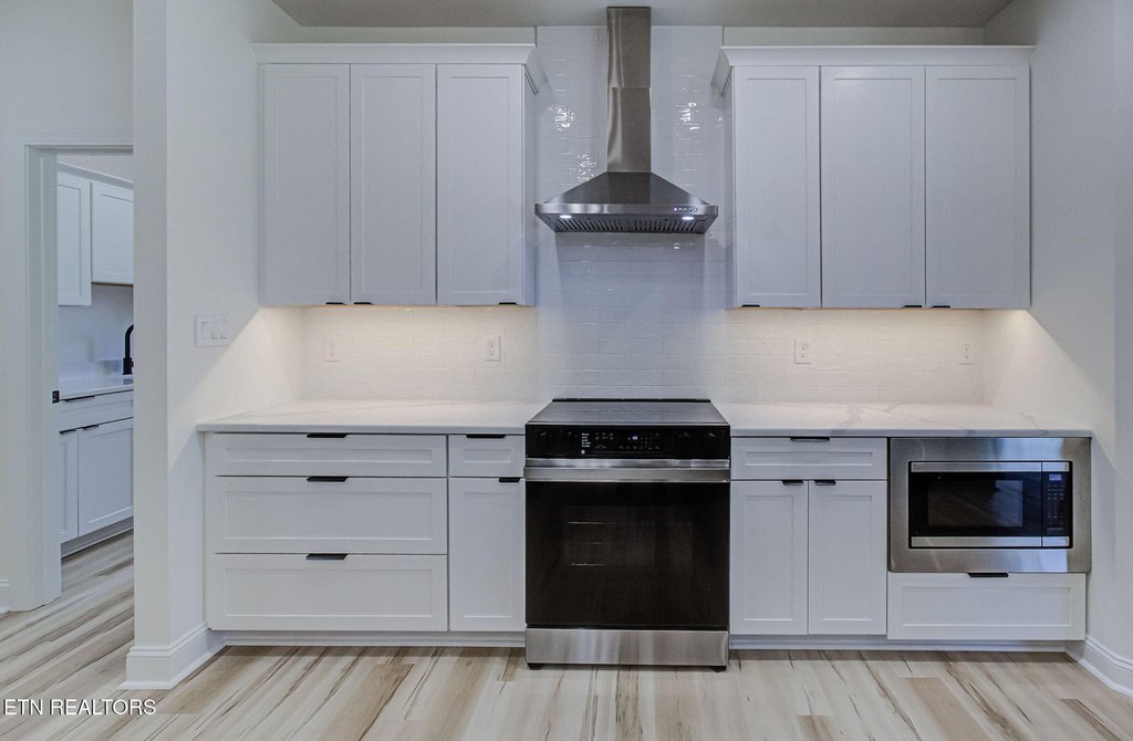 Vonore, Tennessee, 37885, United States, 3 Bedrooms Bedrooms, ,2 BathroomsBathrooms,Residential,Forsale,1910199