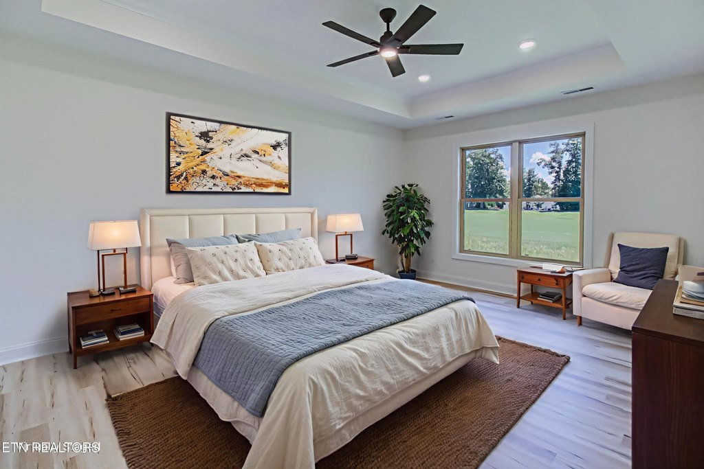 Vonore, Tennessee, 37885, United States, 3 Bedrooms Bedrooms, ,2 BathroomsBathrooms,Residential,Forsale,1910199