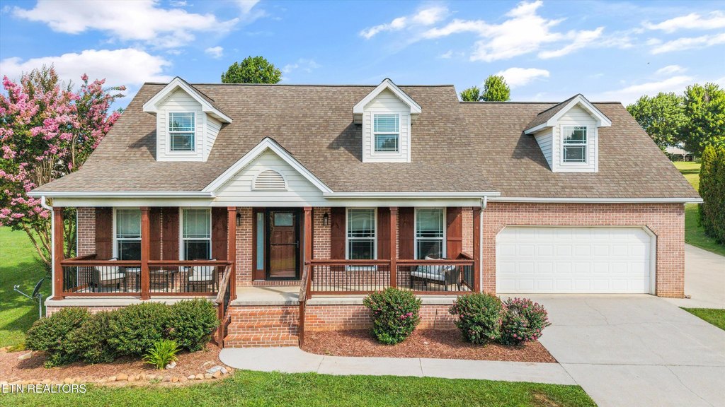 Maryville, Tennessee, 37801, United States, 3 Bedrooms Bedrooms, ,2.5 BathroomsBathrooms,Residential,Forsale,1910242