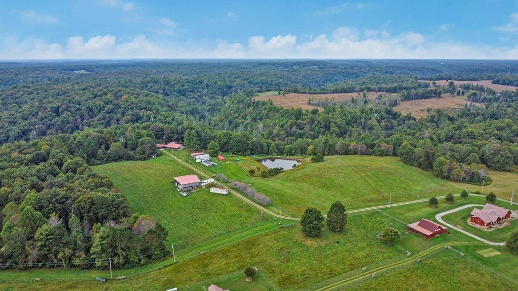 Allardt, Tennessee, 38504, United States, 2 Bedrooms Bedrooms, ,2 BathroomsBathrooms,Residential,Forsale,1953791