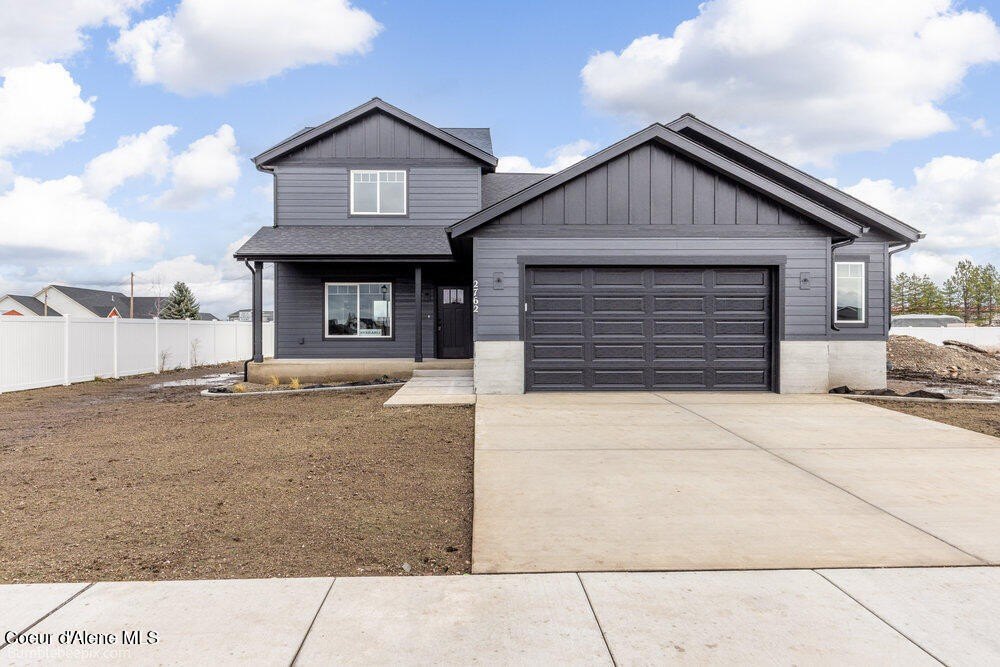 Post Falls, Idaho, 83854, United States, 4 Bedrooms Bedrooms, ,2.5 BathroomsBathrooms,Residential,Forsale,1984590