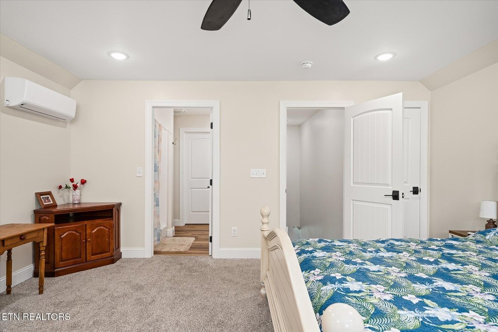 Crossville, Tennessee, 38572, United States, 3 Bedrooms Bedrooms, ,3.5 BathroomsBathrooms,Residential,Forsale,1886022